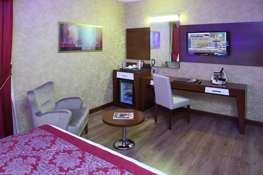Otel Senbayrak City 56/58