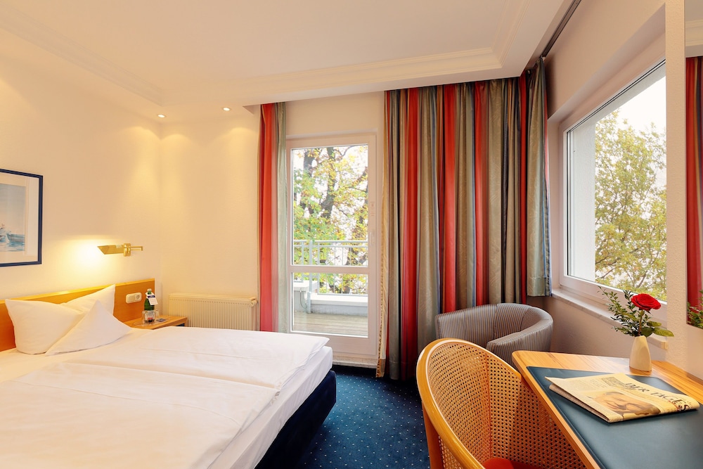 INSELHOTEL Potsdam-Hermannswerder 20/53