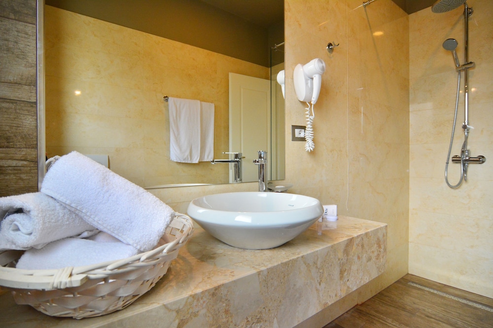 Sandy Beach Resort 23/74