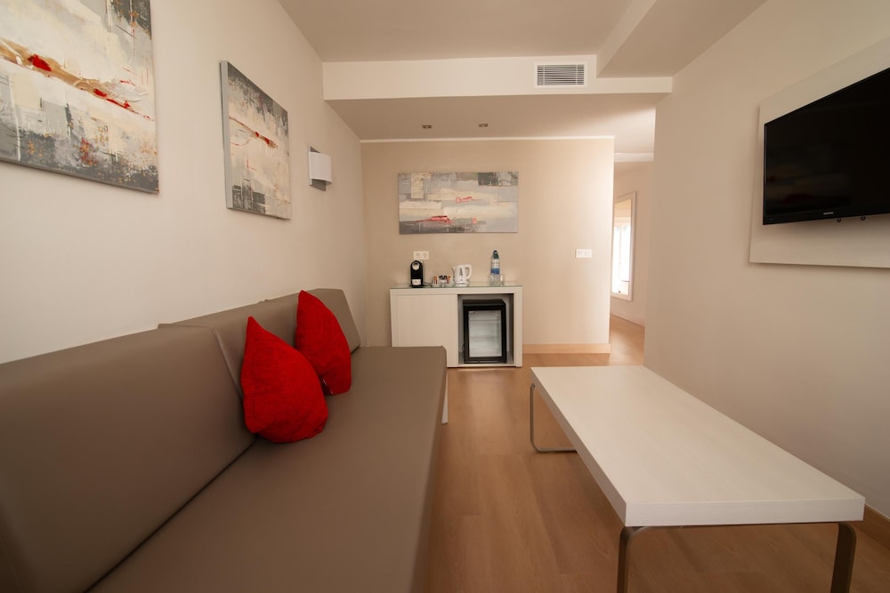 Aequora Lanzarote Suites 49/67