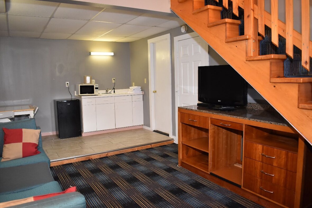 Pilgrim Inn & Cottages 45/58