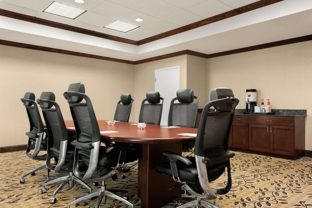Hampton Inn Suites Brunswick 42/45