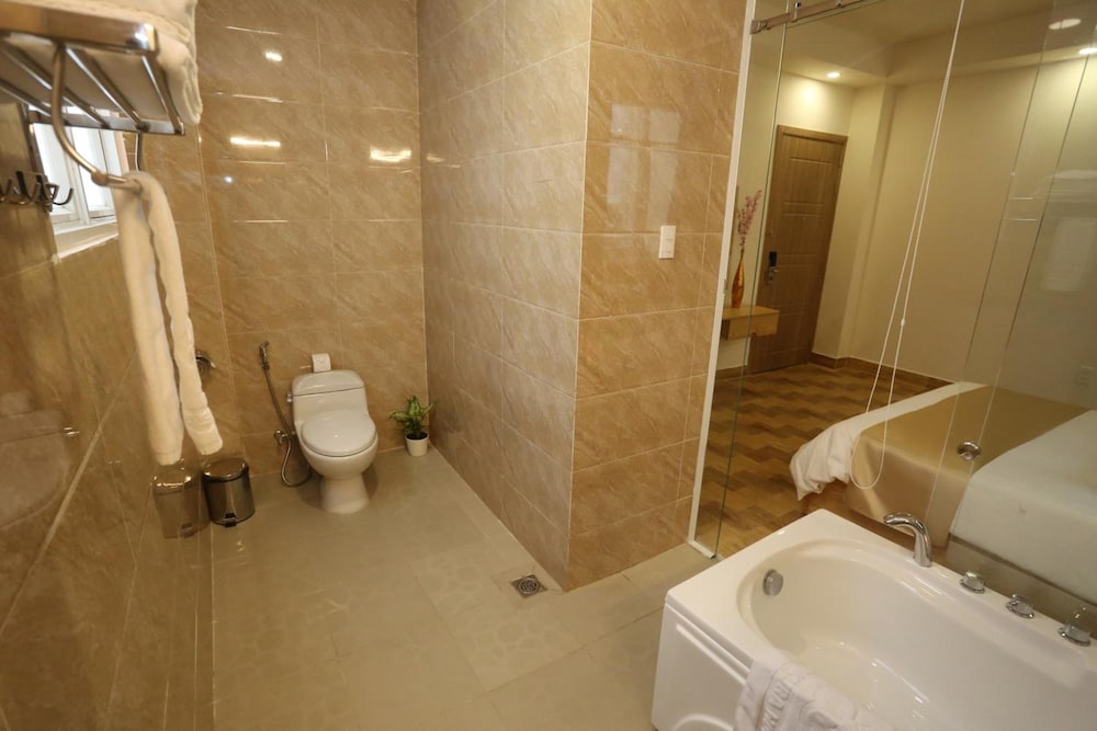 Thuy Sakura Hotel 23/32