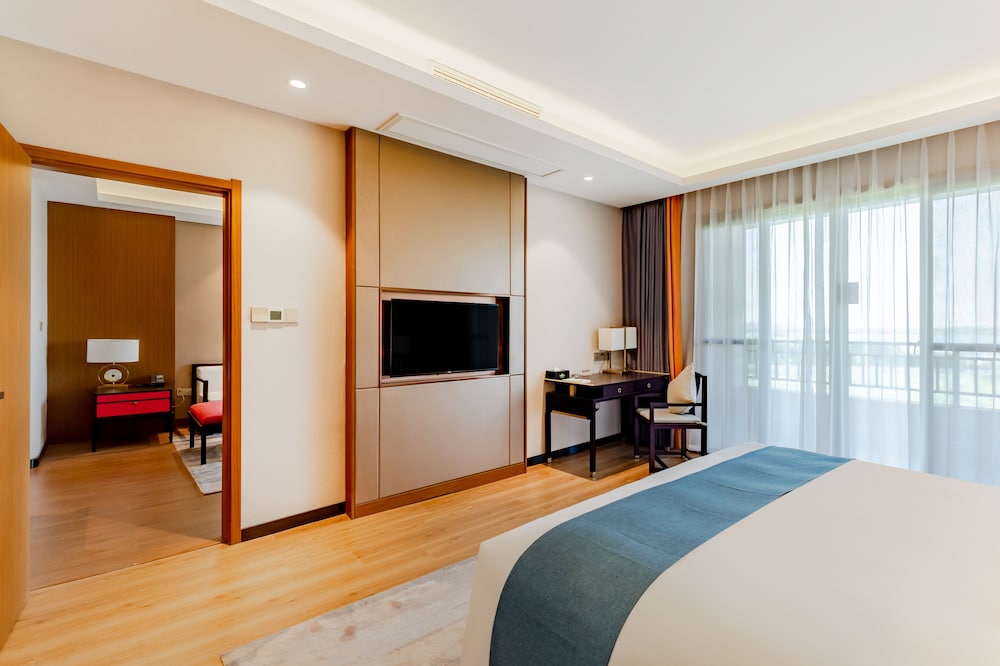 Howard Johnson Lakeview Hotel Huaibei 22/48