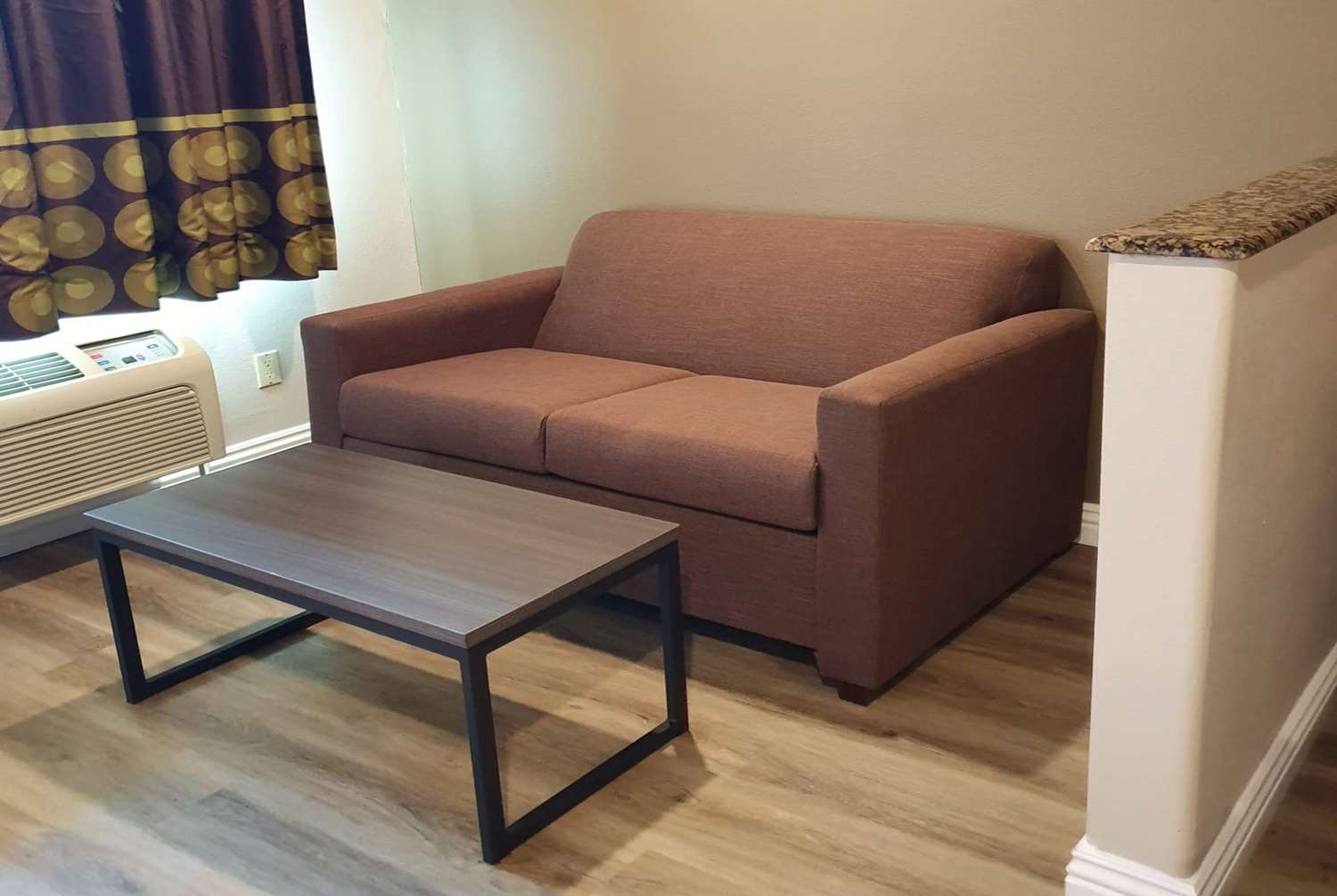 Super 8 By Wyndham Cypress Buena Park Area 35/44