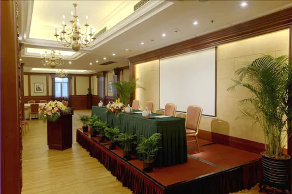 Jin Jiang Pacific Hotel Shanghai 25/49