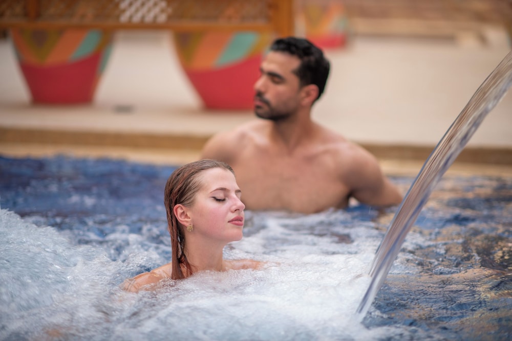Fort Arabesque Beach Resort 20/50