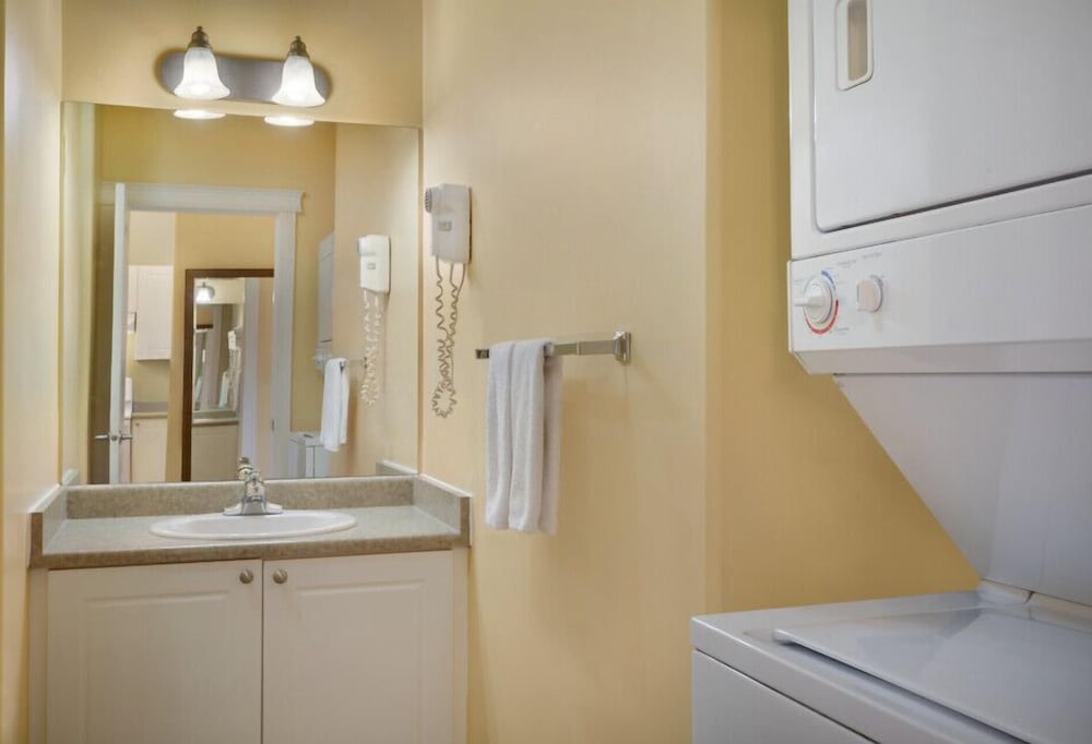 Stanton Suites Hotel Yellowknife 13/38