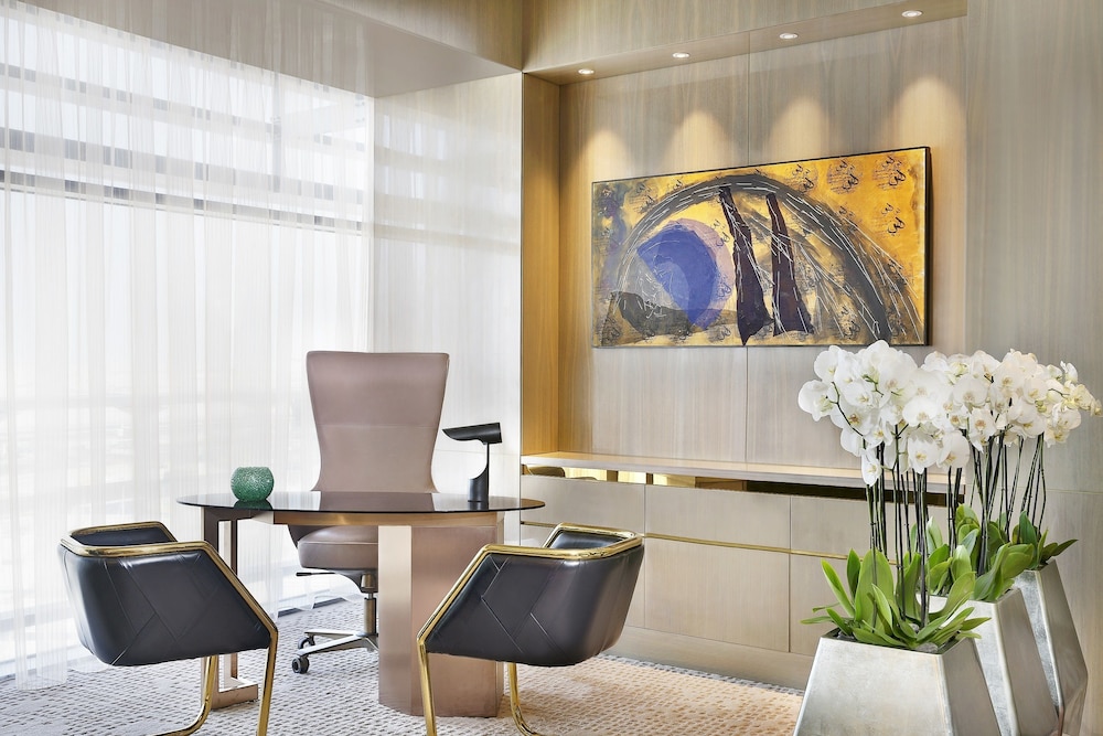 Alrayyan Hotel Doha Curio Collection By Hilton 65/74
