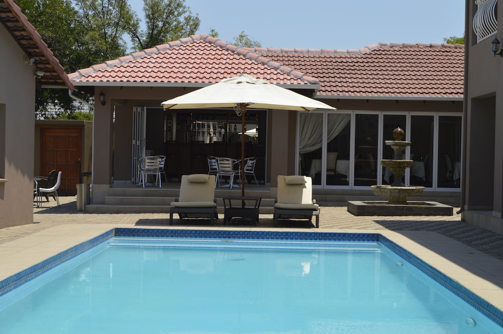 Lakeview Boutique Hotel Conference Centre 3/52