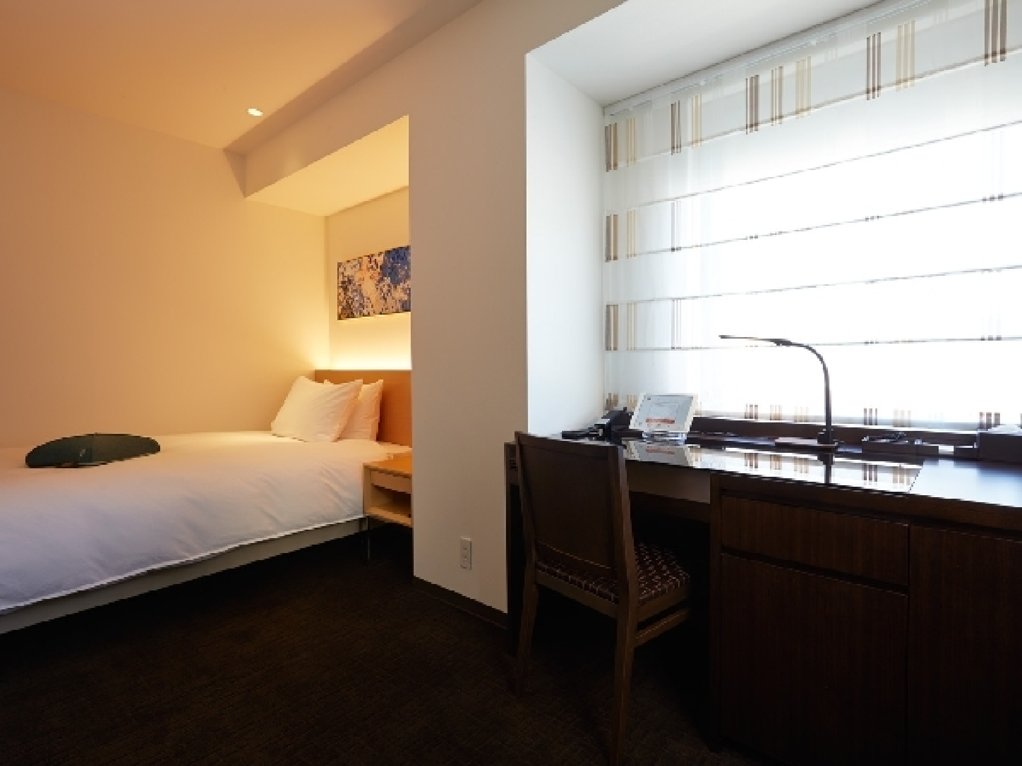 Semi Room, Single, Semi Double Bed