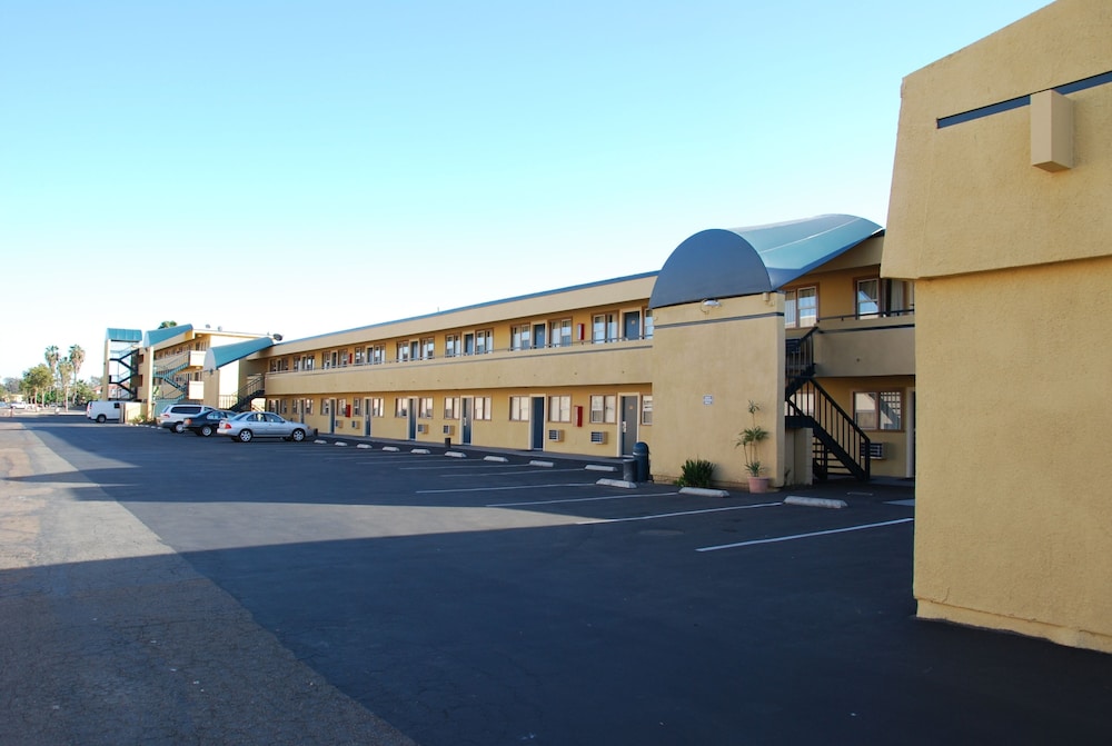 Travelodge by Wyndham San Diego SeaWorld 31/35