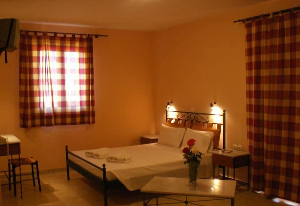 Elanthi Village Hotel 31/85