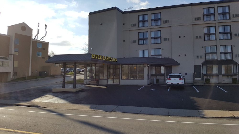 River Rapids Inn 9/57