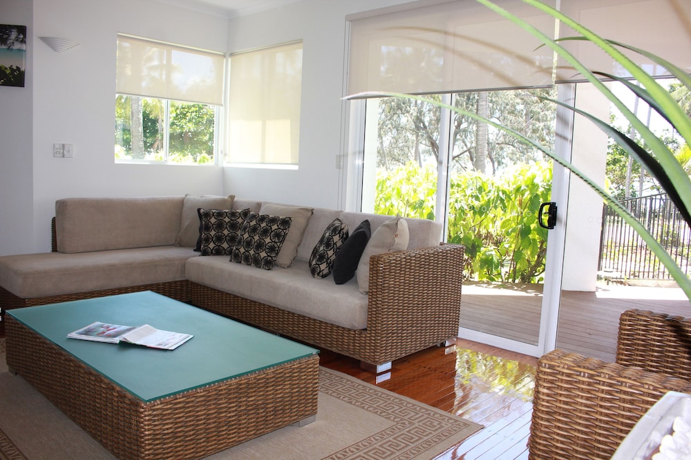 Beaches Port Douglas 42/69