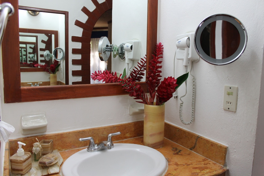 Ecotel Quinta Regia 69/71