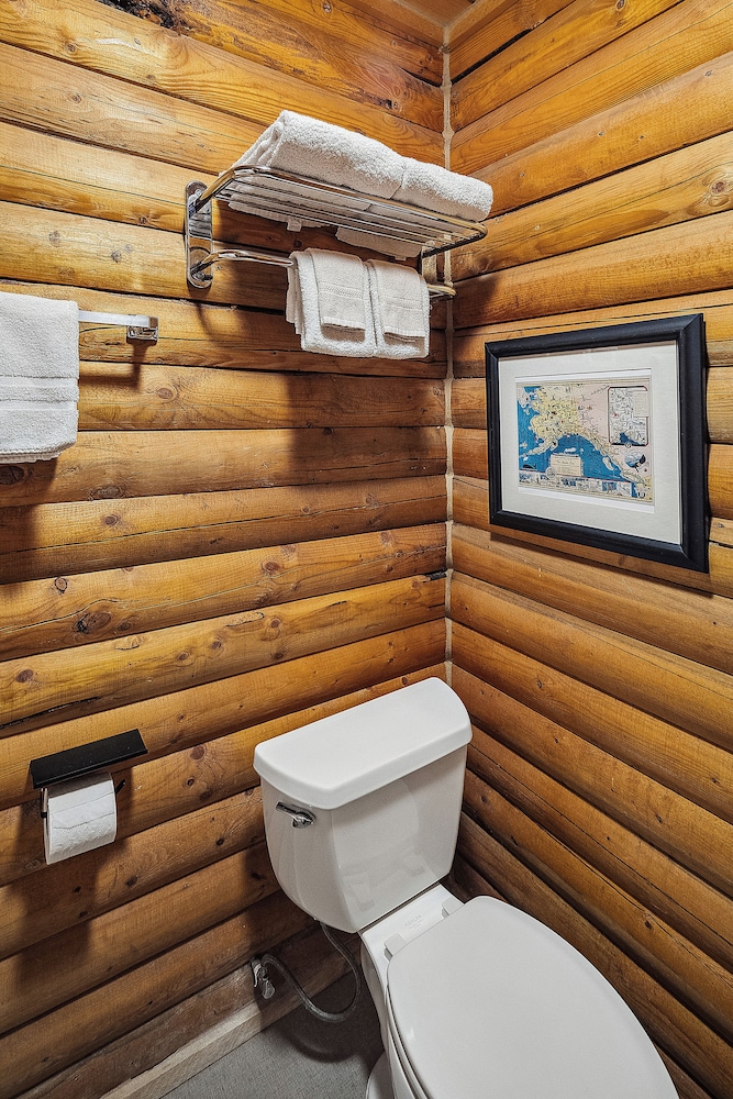 Denali Crow s Nest Cabins 46/48