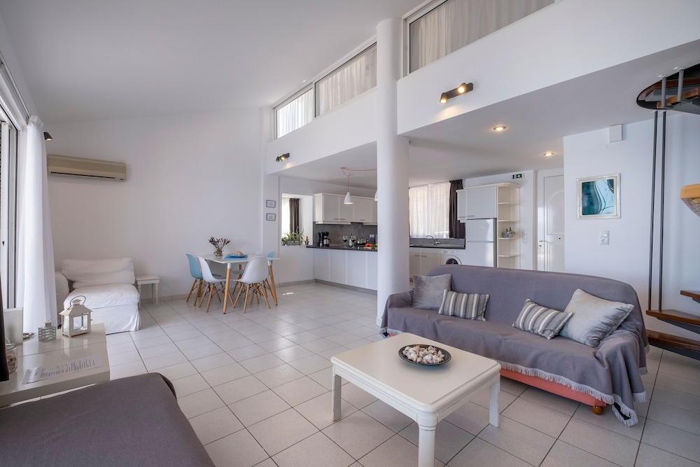 MELI APARTMENTS & VILLAS 17/50