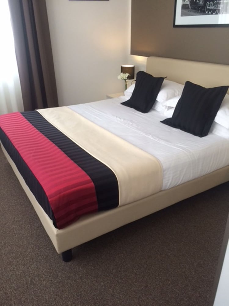 Stelle the Businest Hotel 12/47
