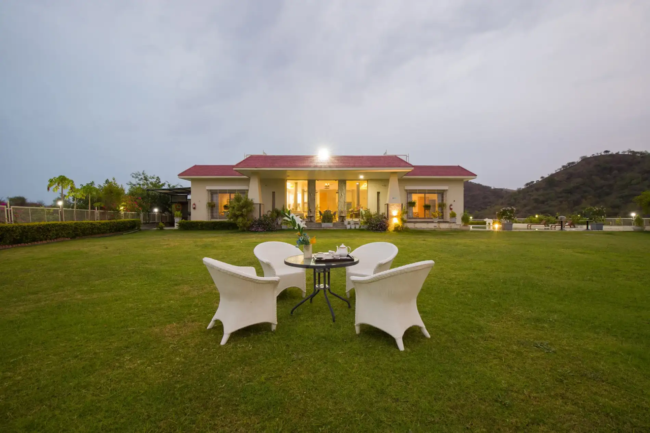 ELIVAAS Shourya Celesta 3 BHK with Pvt Pool in UDAIPUR