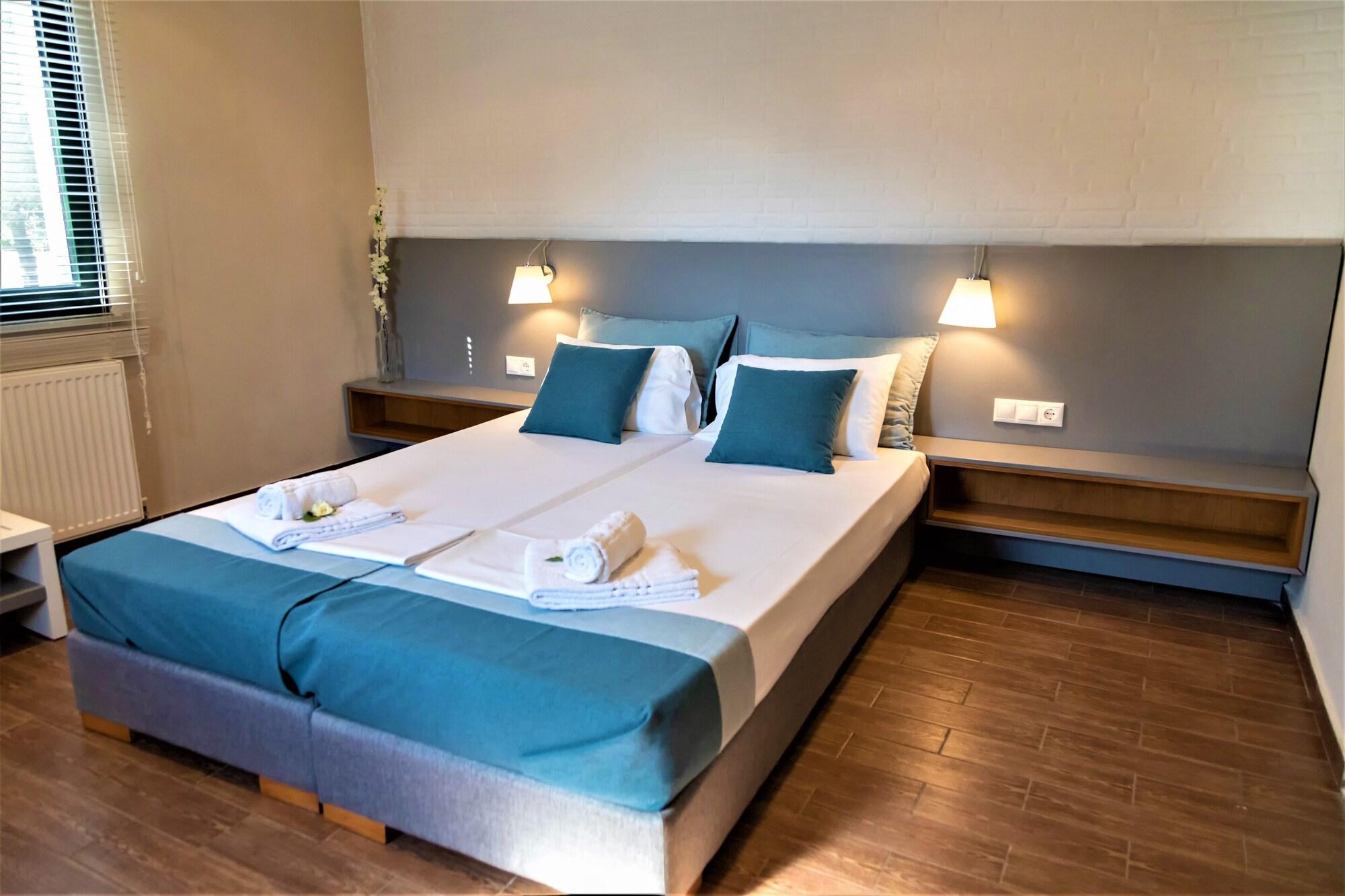 Ampoulos Rooms & Apartments 9/50