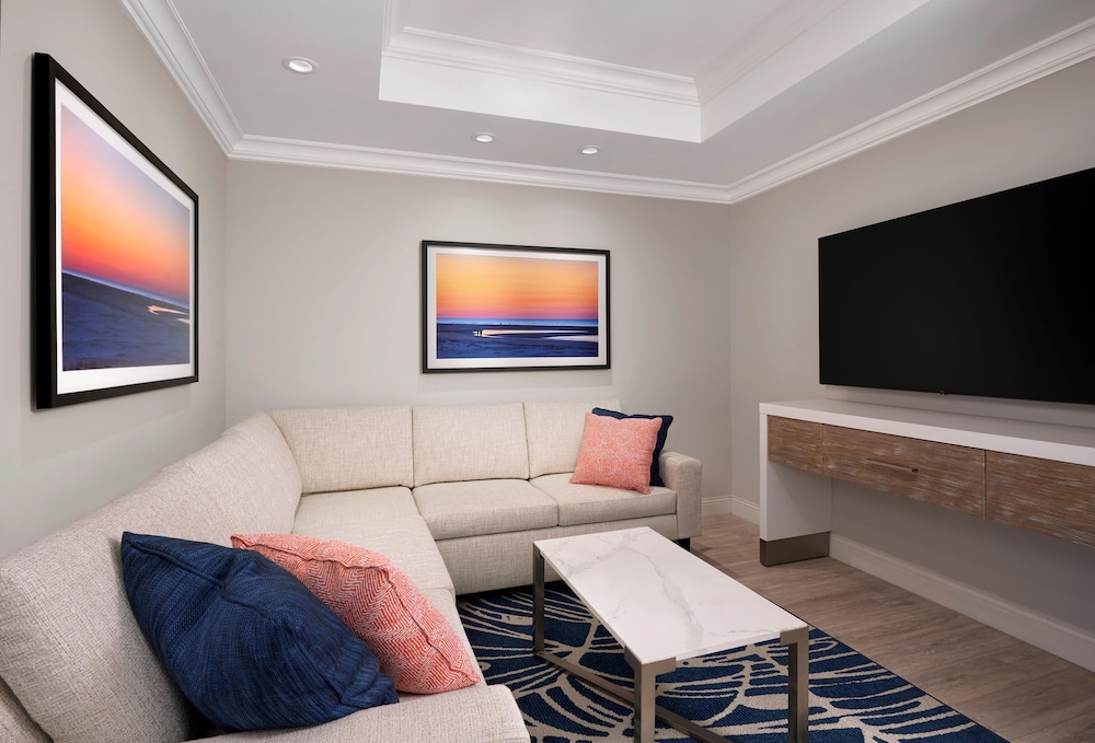 Sunsuites Villas at Sunseeker Resort, Curio by Hilton 27/50