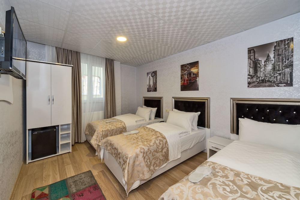 Paradise Airport Hotel 30/53