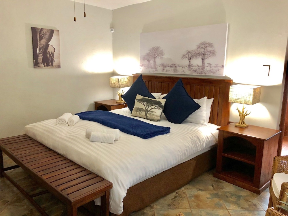 Beyond The Boma Boutique Guest 3/50
