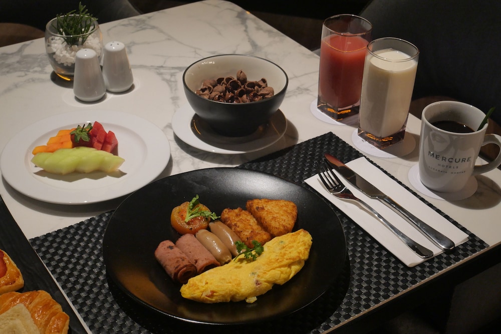 Mercure Surabaya Manyar (ex Everbright Hotel) 17/32