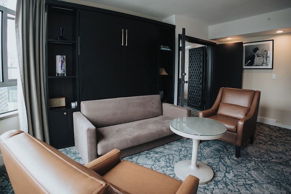 Executive Hotel Vintage Park 37/56