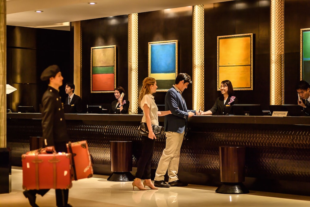 Sapporo Grand Hotel 7/50