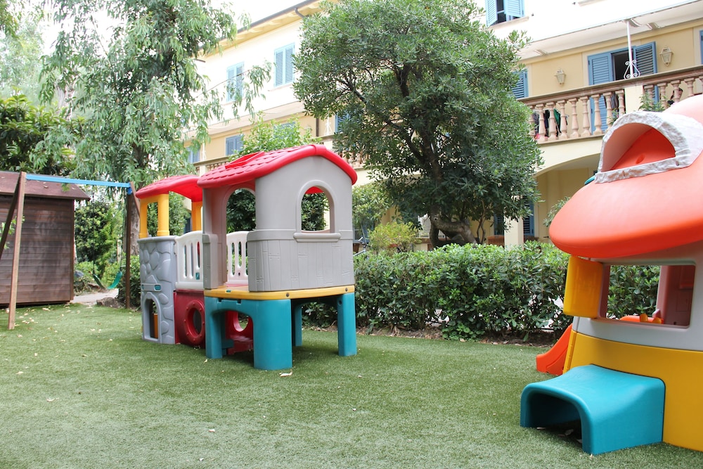 Relais & Residence Villa Mazzanta 34/50