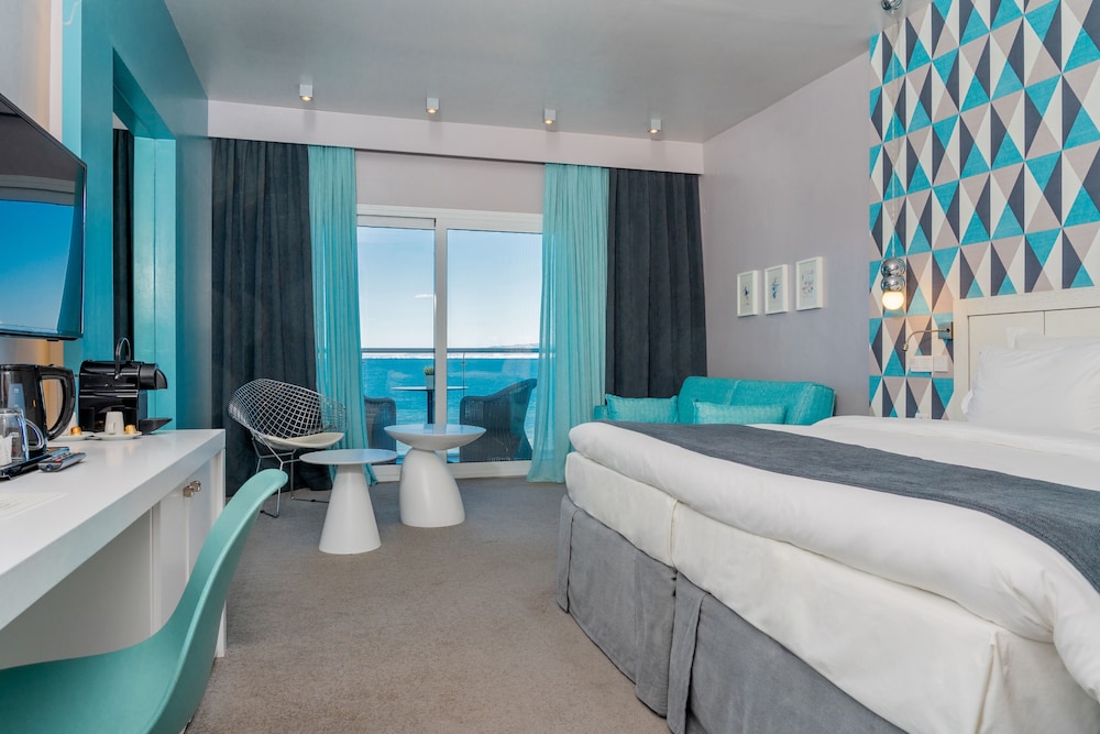 Suite, Sea Front، Golden Star City Resort 5/8