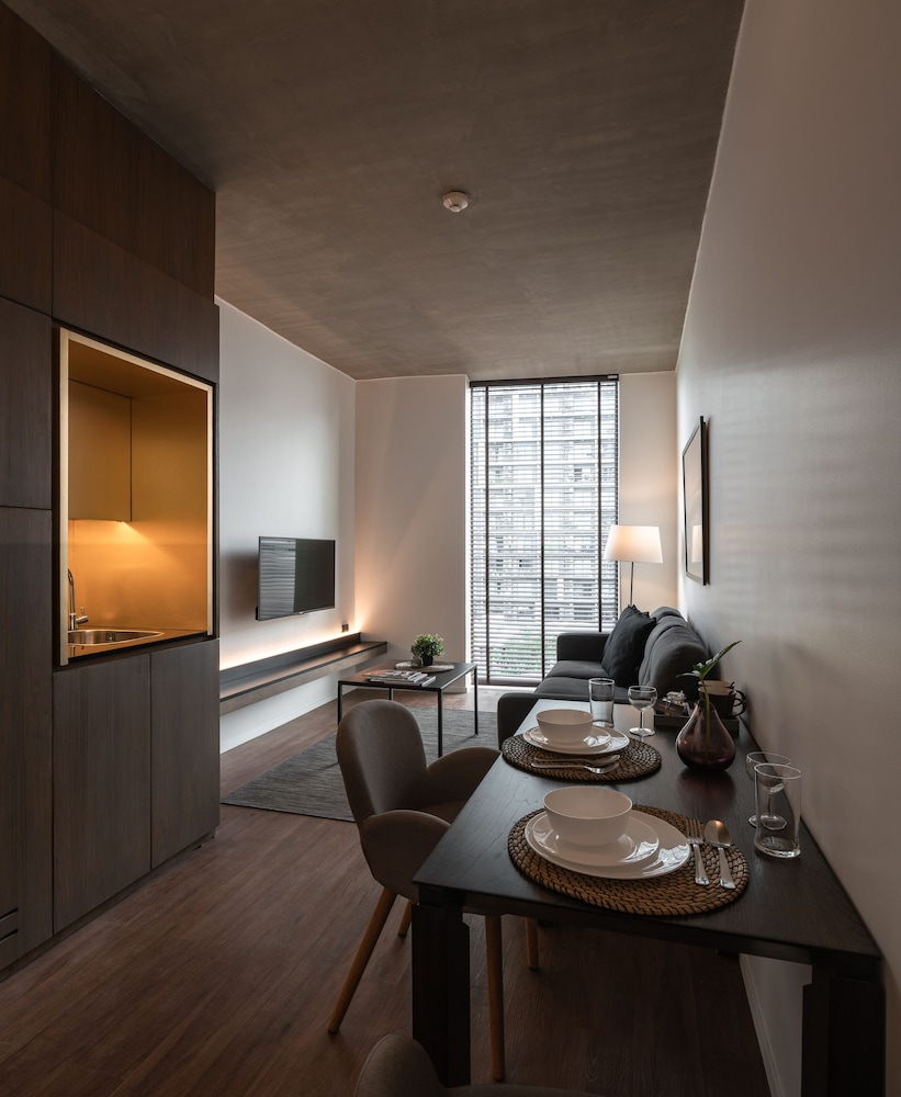Norma Hotel Sathorn 49/50