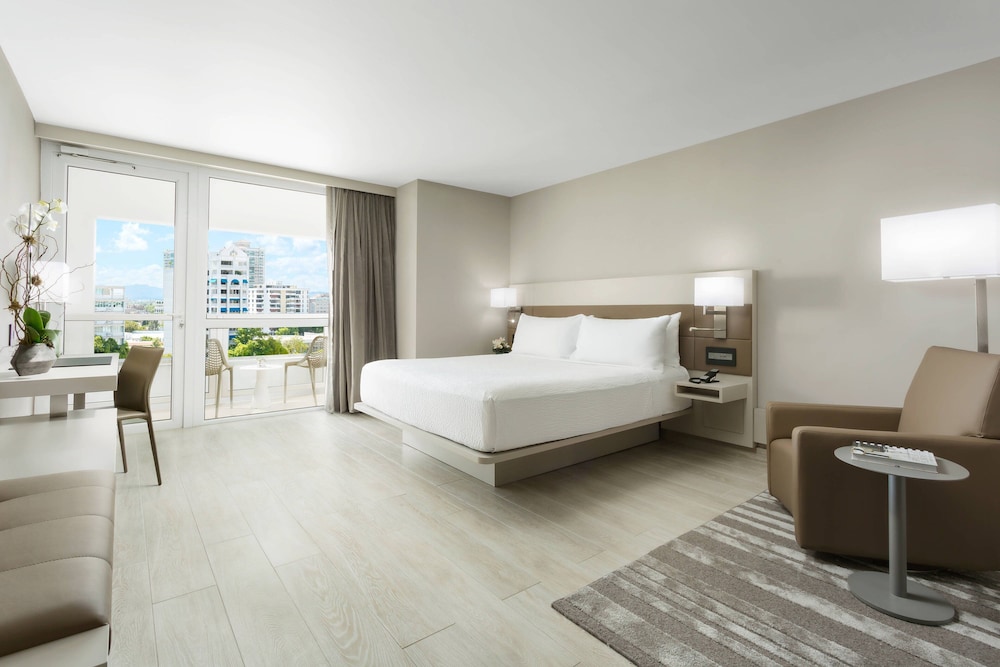 Ac Hotel By Marriott San Juan Condado 18/77