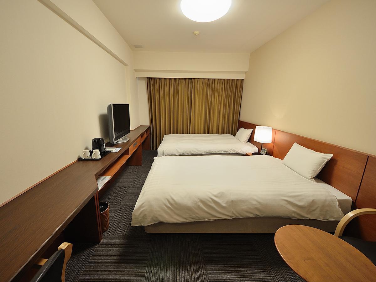 Semi Room, 2 Semi Double Beds