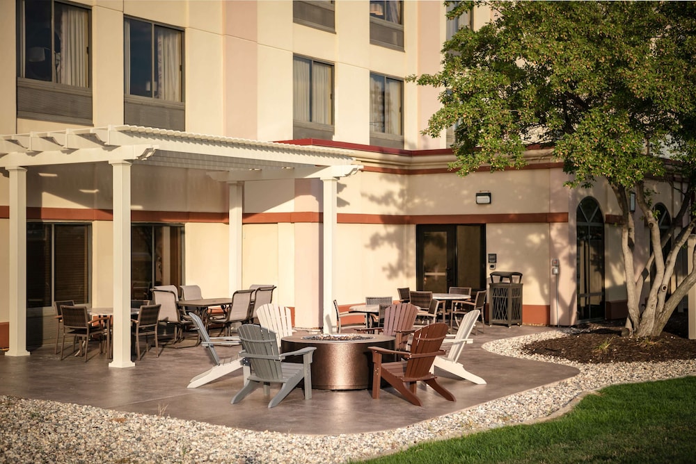 Hampton Inn Council Bluffs 31/41