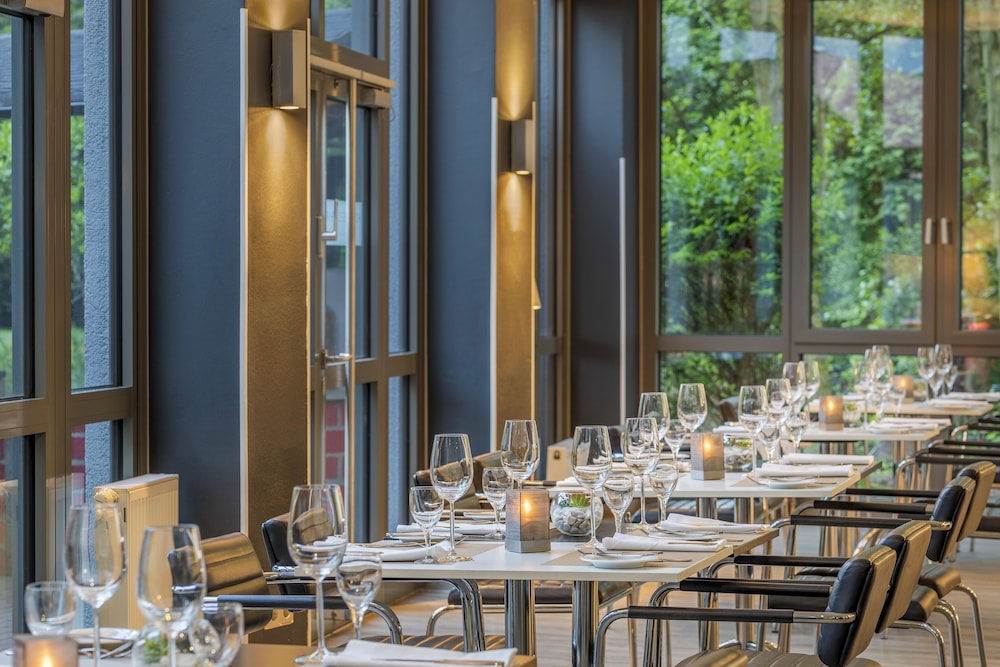 B&B HOTEL Krefeld-Sud 33/47