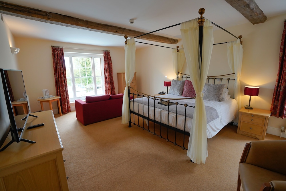 The Waveney House Hotel 20/58