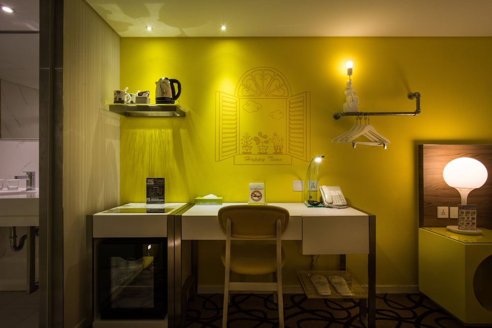 GREEN WORLD HOTEL ZHONGHUA 74/80