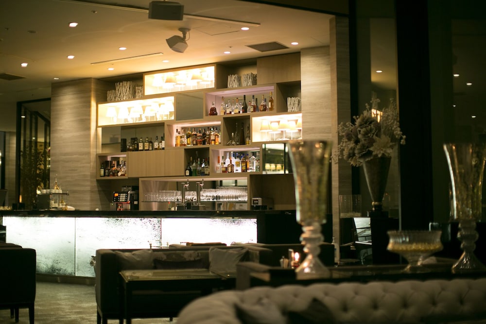 The Strings Hotel Nagoya 8/65