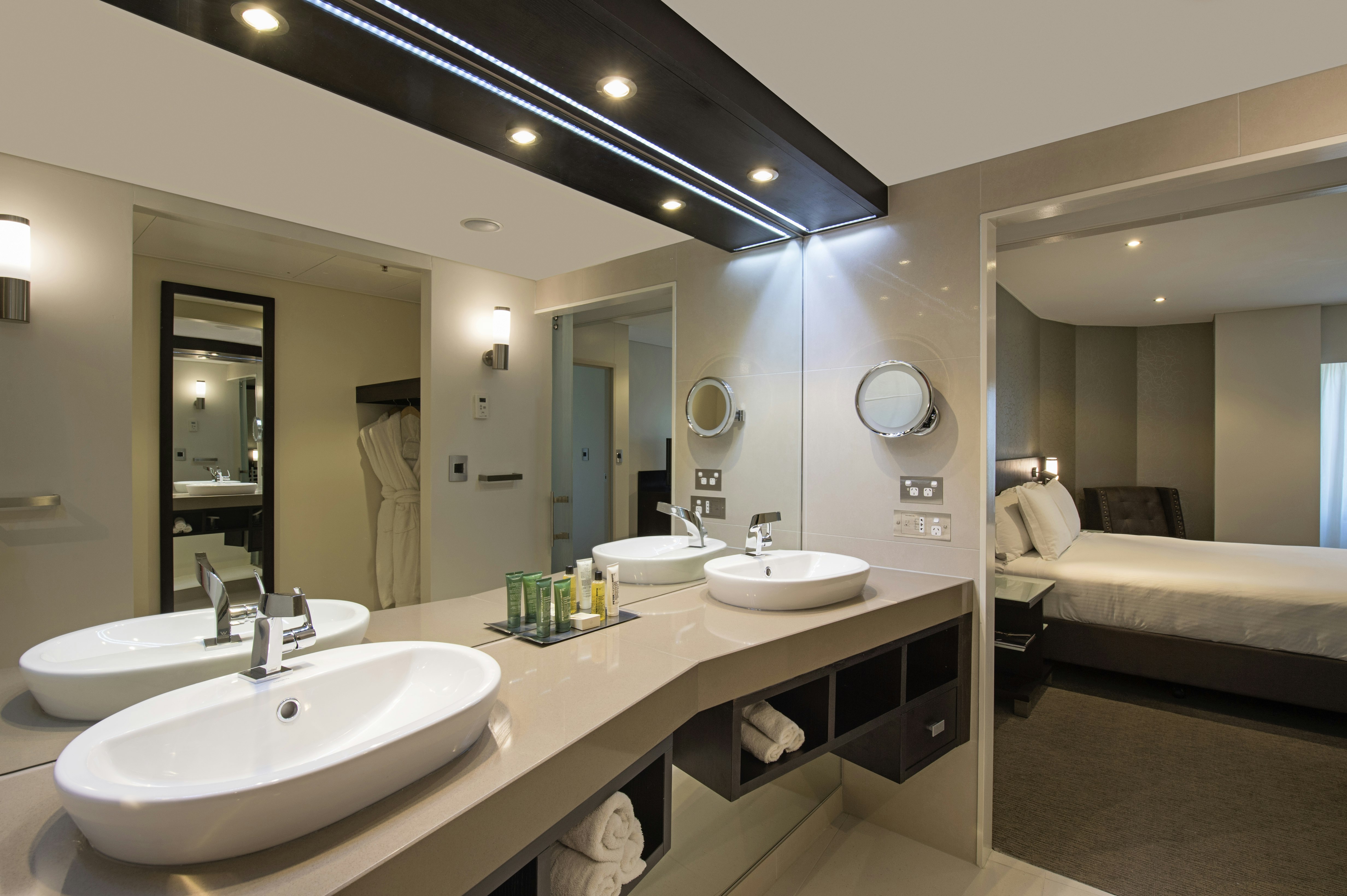 Hilton Darwin 53/55