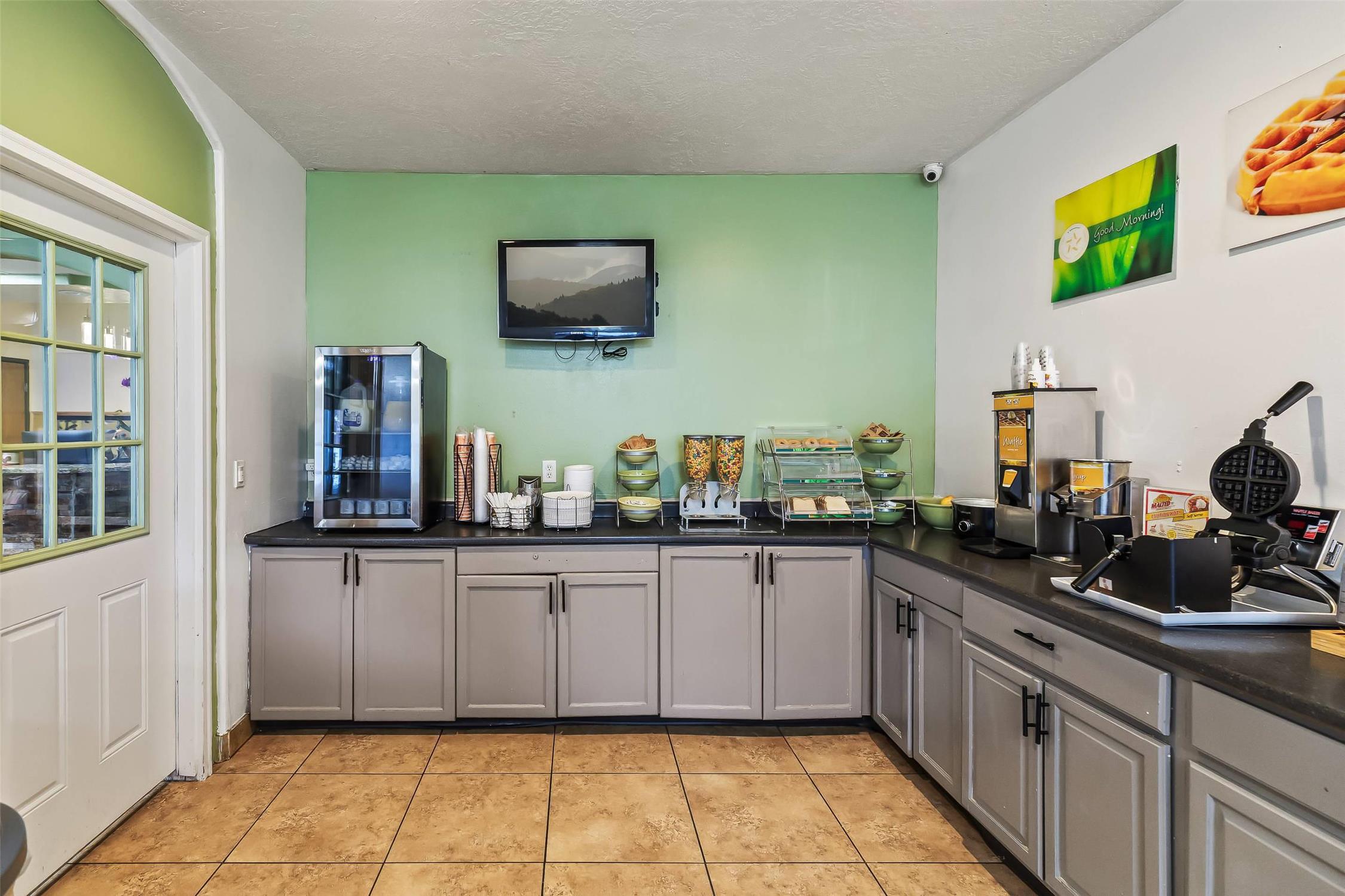 Quality Inn Suites Salina National Forest Area 27/34