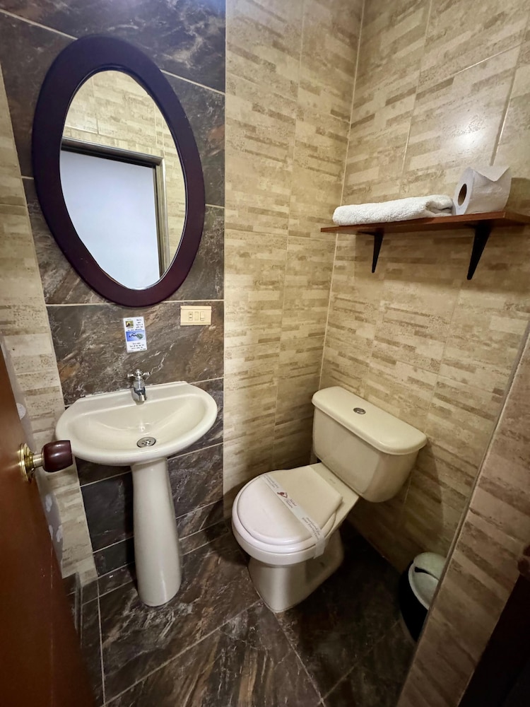 Hotel Tucan Pereira 35/36