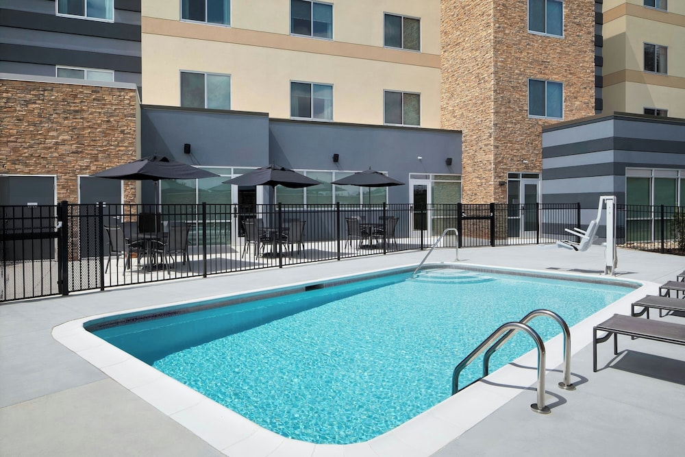 Fairfield By Marriott Inn & Suites Piedmont Greenville 13/25