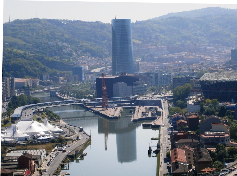Bilbao Aterpetxea Hostel 35/37
