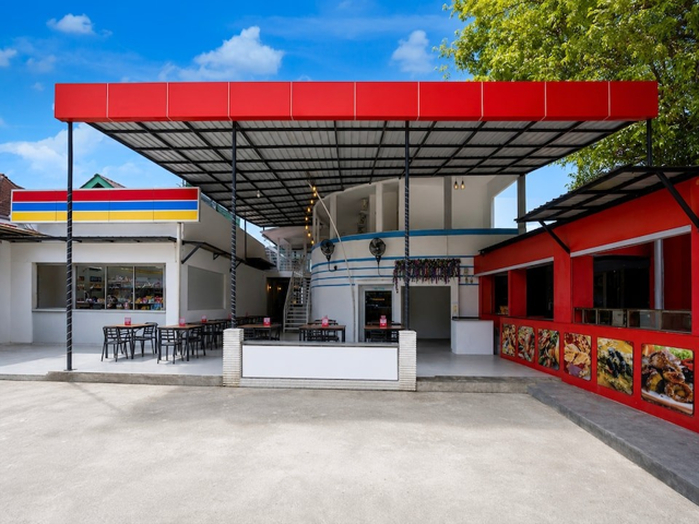 Hotel O near Rahmat International Wildlife Museum & Gallery formerly Tsacita 2 10/12
