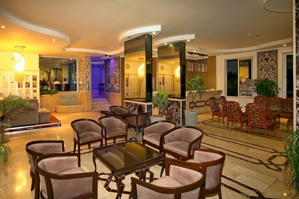 Kleopatra Celine Hotel 16/35