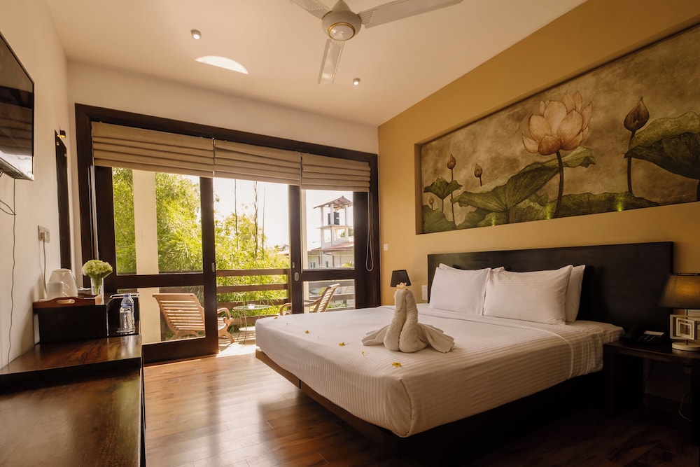 Terrace Green Hotel 11/50