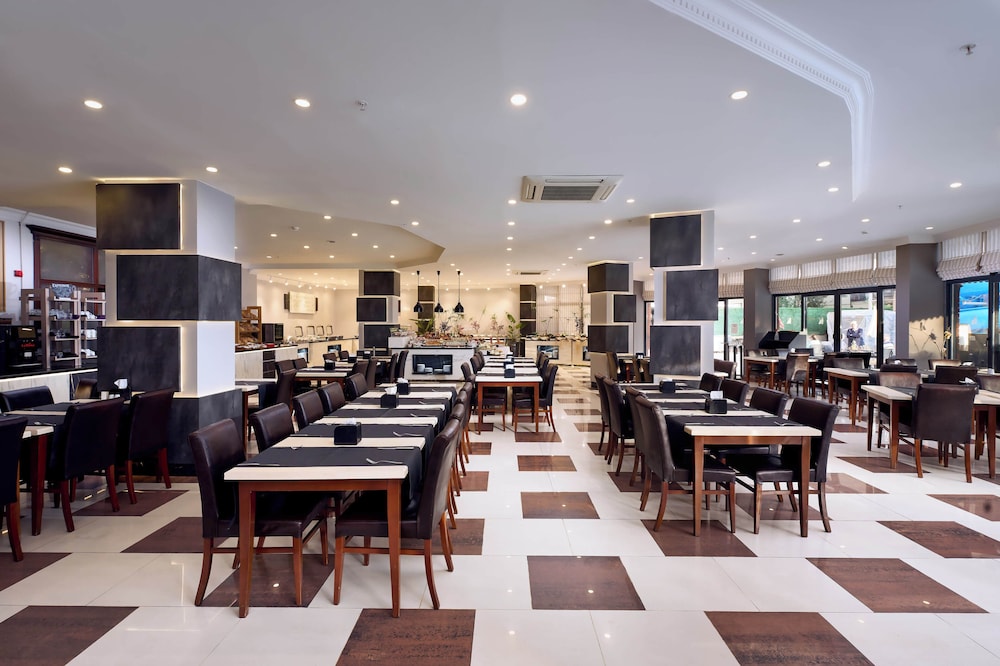 Kaila City Hotel 48/62